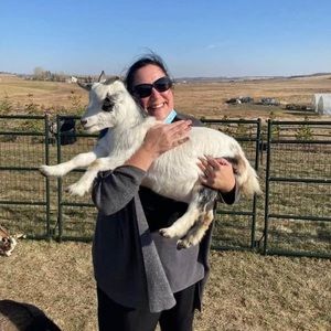 Meet your Posher, Dawn